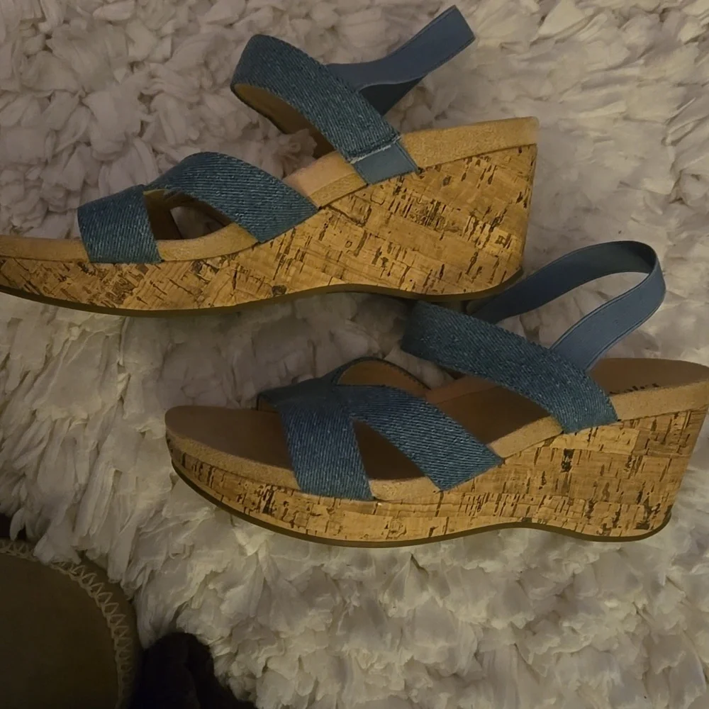 LifeStride Danita Blue Chambray Denim Cork Wedge Sandal Stretch Slingback 8 EUC - Picture 4 of 10